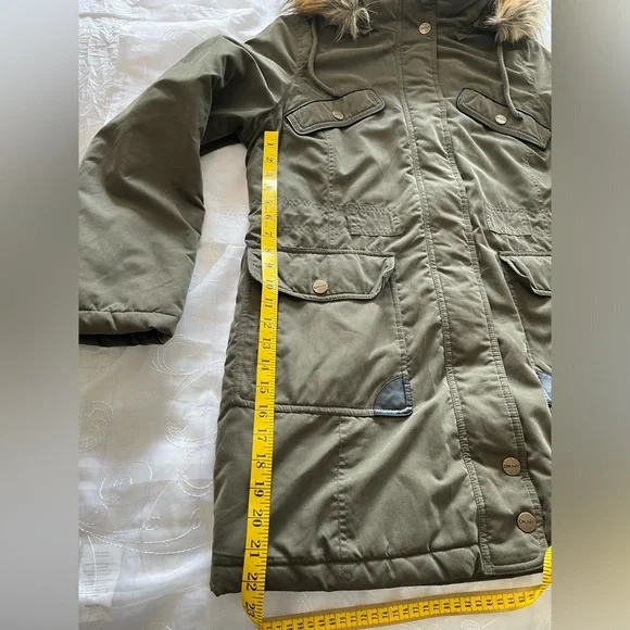 DKNY Women’s Large Hunter Green Faux Fur Lined Hood Button/Zip Coat - Picture 12 of 16
